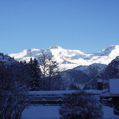 Hotel Villa Tedaldi Gressoney-Saint-Jean Exteriör bild